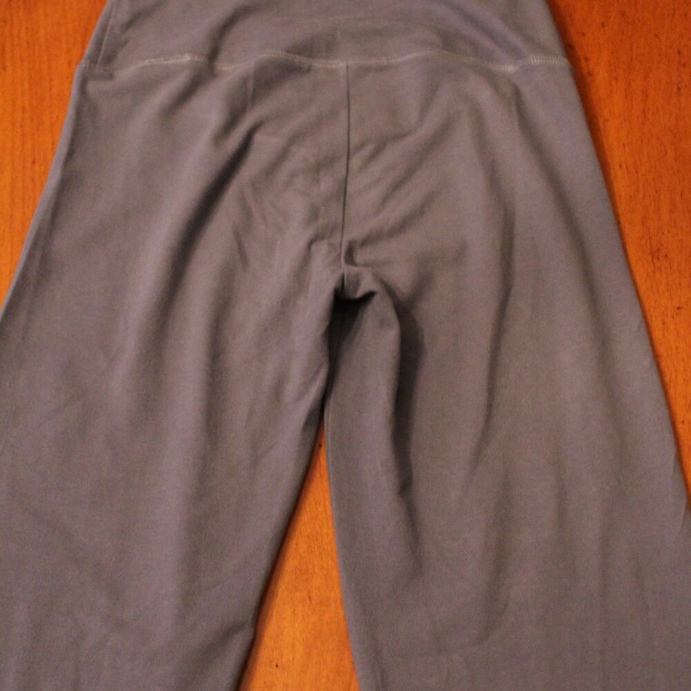 Hollister Flare Leggings - Picture 6 of 6